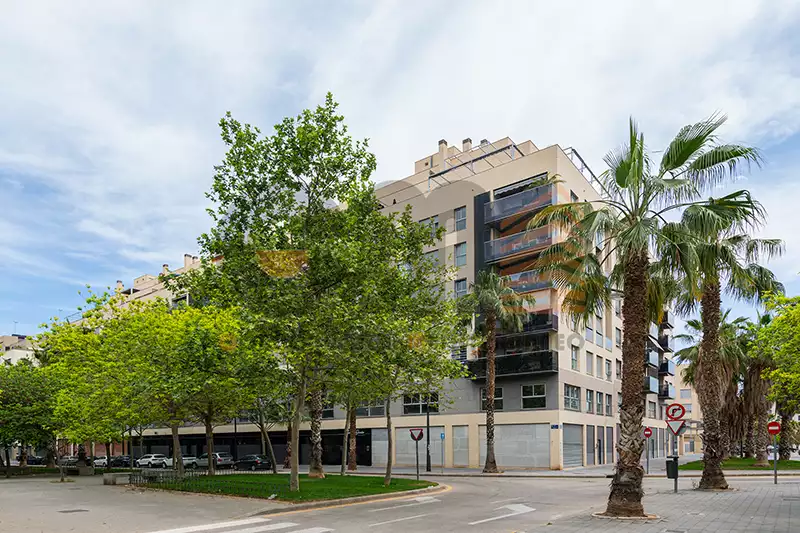 Alquiler de 5 apartamentos turísticos en Valencia